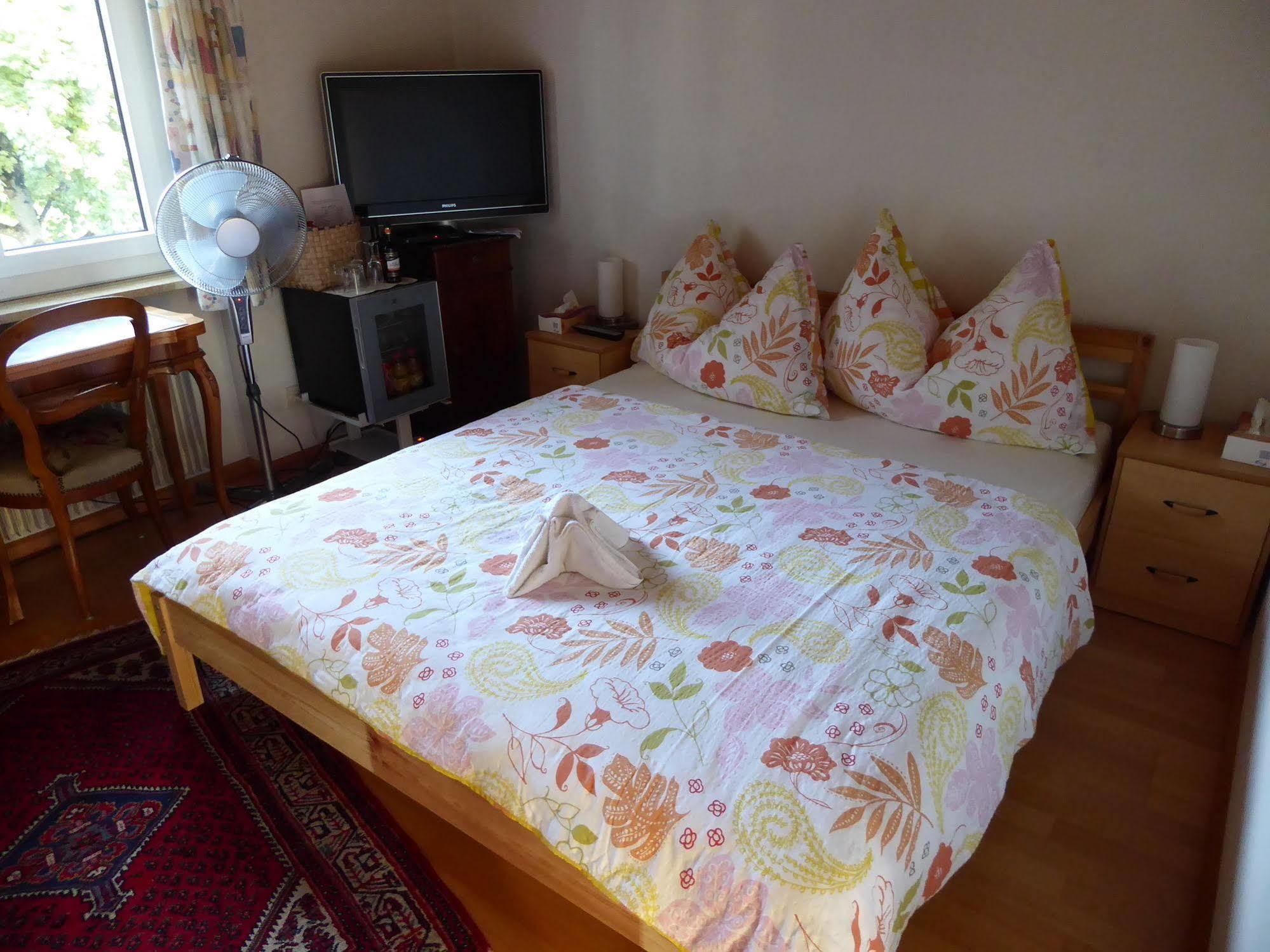 B&B Pappelweg - 2 Muttenz Zewnętrze zdjęcie