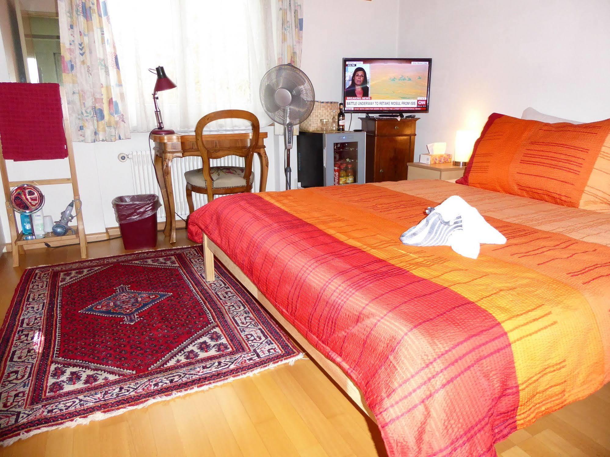 B&B Pappelweg - 2 Muttenz Zewnętrze zdjęcie